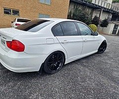 Bmw 320d 2010 - Image 3/7