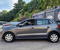 2012 Volkswagen Polo - Image 5/9