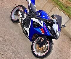 Gsxr 750 K7 - Image 4/4