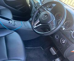 Automatic Mercedes Benz 142 - 84K in KM - over 1 year nationwide warranty included - mint condition - Image 9/10