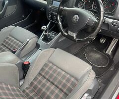2005 Volkswagen Golf - Image 4/6