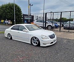 2005 toyota crown or air suspension