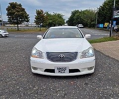 2005 toyota crown or air suspension