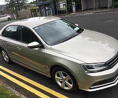 Volkswagen Jetta 2015 Confortline. Low mileage 36k kilometers - Image 10/10