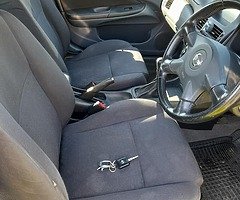 Nissan Almera - Image 4/6