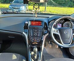 Opel Astra SE 1.6 CDTI - Image 5/7