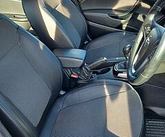 Opel Astra SE 1.6 CDTI - Image 6/7