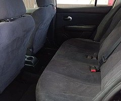 Nissan Tiida - Image 6/9