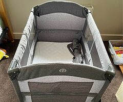 Baby Elegance Bedside Travel Cot + mattress + bed sheets