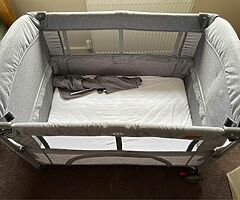Baby Elegance Bedside Travel Cot + mattress + bed sheets