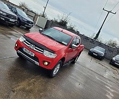 Mitsubishi L200... 5 seat Crew Cab... - Image 4/10