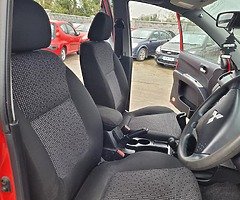 Mitsubishi L200... 5 seat Crew Cab... - Image 8/10