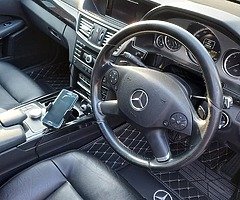 Mercedes benz - Image 6/10