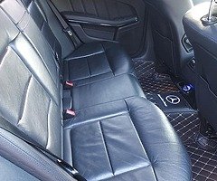 Mercedes benz - Image 7/10