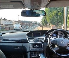 Mercedes benz - Image 10/10