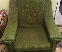 Pair of Matching Fireside Chairs - Image 6/6