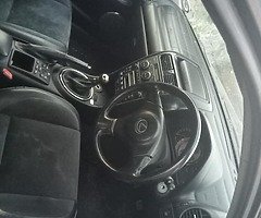 Lexus is200 - Image 5/5