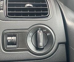 Volkswagen Polo 1.0 Petrol Manual - Image 8/9