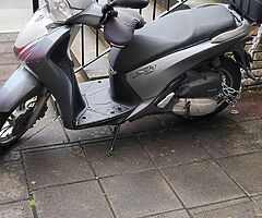 I am selling a very good and very economical motorcycle