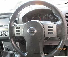 2012 2012 NISSAN NAVARA 2.5 DCI 4WD FIVE SEATER CREW CAB LEATHER INT CVRT 8/23  NAVARA - Image 8/10