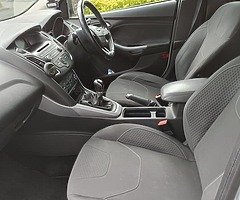 Ford focus 151 Ecoboost Manual - Image 7/9