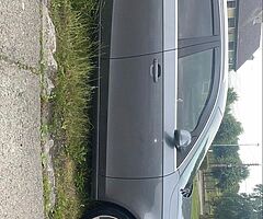 Audi A4 Advant - Image 6/6