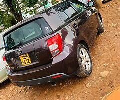 Toyota IST - Image 4/6