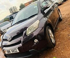 Toyota IST - Image 6/6