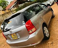 Toyota wish 
Model 2007 - Image 5/10