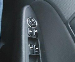 Hyundai i30 - Image 8/9