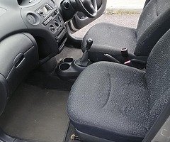 Toyota Yaris Terra - Image 6/10