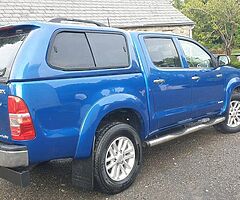 2014 TOYOTA HILUX IS 4X4 INVINCIBLE 3.0 D4D AUTOMATIC. - Image 3/10