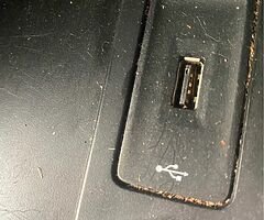 2017 Volkswagen Caddy - Image 4/10