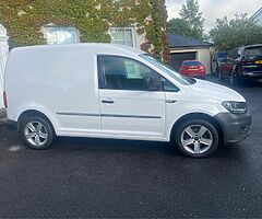 2017 Volkswagen Caddy - Image 8/10
