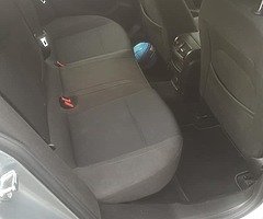 10 Insignia NEW NCT 07/23 Only 200km - Image 6/7