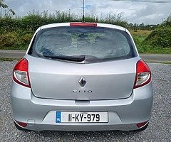 2011 RENAULT CLIO 1.2 ROYALE ETHANOL 3DR 5 SPEED MANUAL - Image 6/10