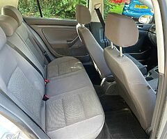 2006 Volkswagen Golf - Image 7/8