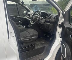 2018 Vauxhall Vivaro - Image 7/10