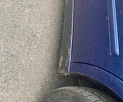 2001 Lexus IS 200 - Image 5/10