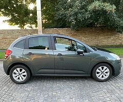 2011 Citroen c3 1.4 petrol
5 speed manual 
Nct 4/2023
Tax 3/2023
Low mls 2 keys 2 owners - Image 7/10