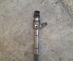 Diesel injector from 2011 passat 1.6tdi