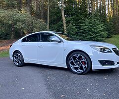 2016 Vauxhall INSIGNIA SRI NAV VX-LINE