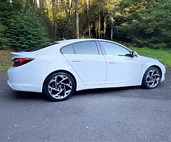 2016 Vauxhall INSIGNIA SRI NAV VX-LINE