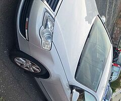 2010 Volkswagen Passat - Image 4/7