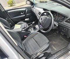 Renault Laguna ( 1.5 DCi ) - Image 8/9