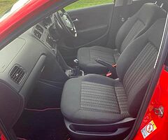 Volkswagen polo 1.4L - Image 7/10