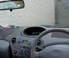 Toyota Yaris - Image 7/9