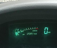 Toyota Yaris - Image 9/9