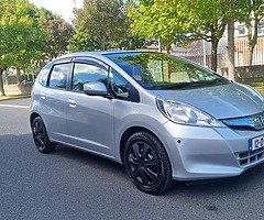 Honda Fit 1.3 Hybrid LOW MILEAGE 47 KM - Image 10/10