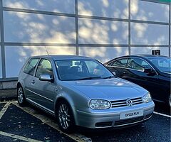 2003 Volkswagen Golf - Image 9/9